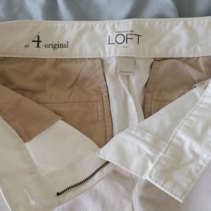LOFT EUC Sz 4 Original Fit White Shorts.